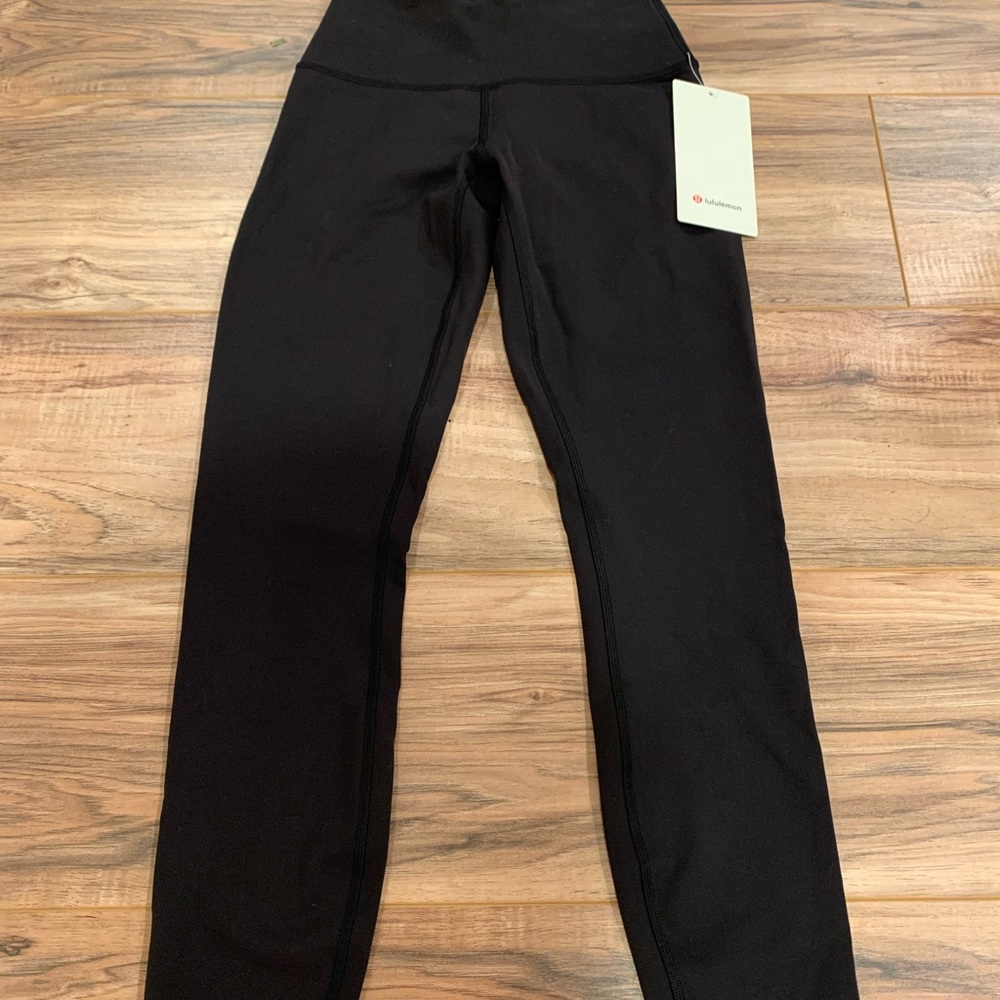 Wunder Train HR Tight
25" *Contour Fit Size 4